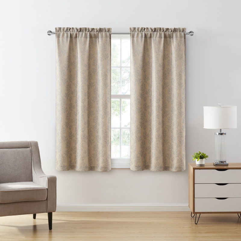 VCNY Home Carmen 2-Piece Floral Rod Pocket Curtain Panel Set