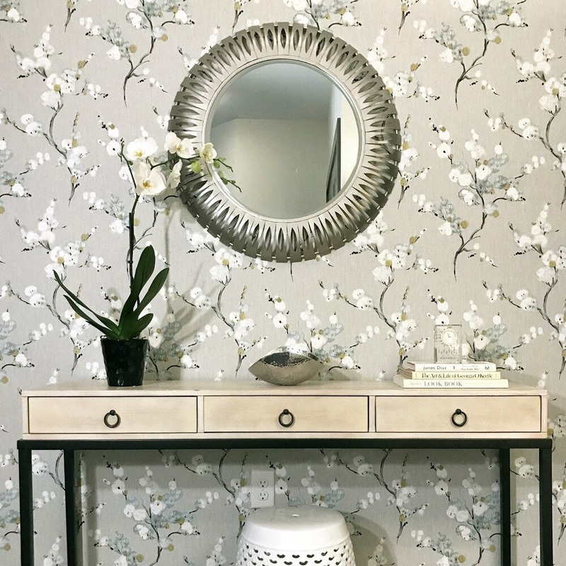 Cloverdale, Mirei Peel & Stick Wallpaper