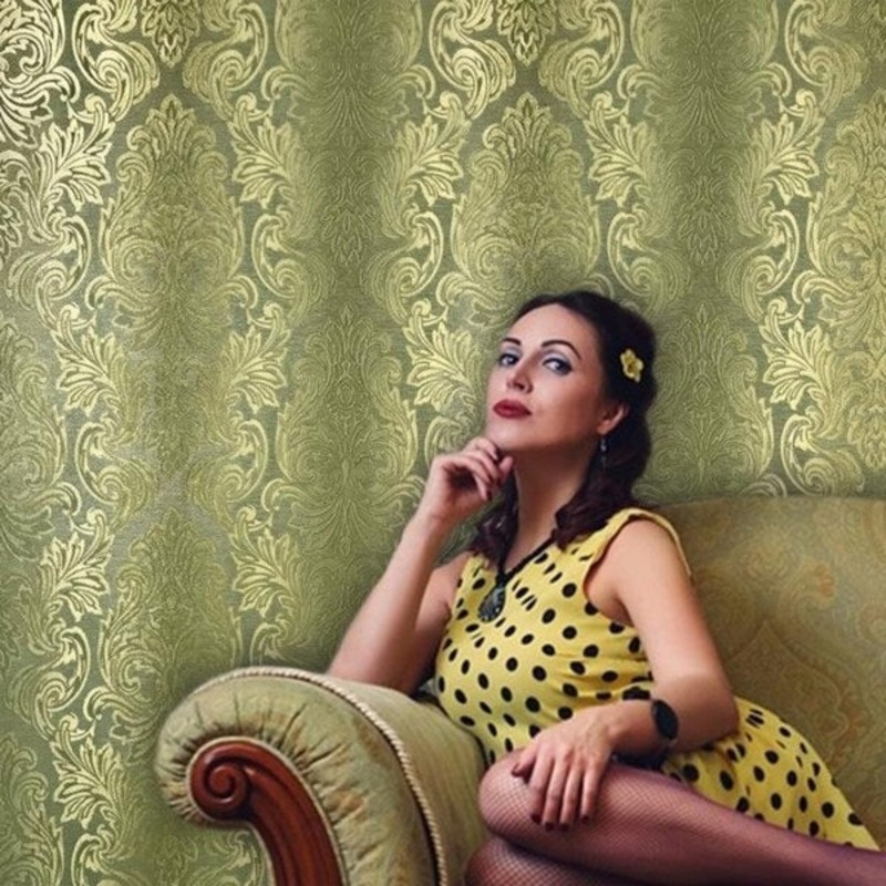 Wallpaper green Gold Metallic Textured Victorian damask wallcovering
