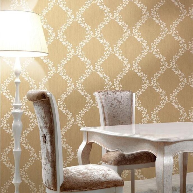 Wallpaper gold Metallic floral white Damask Victorian - 27 inc x 33 ft