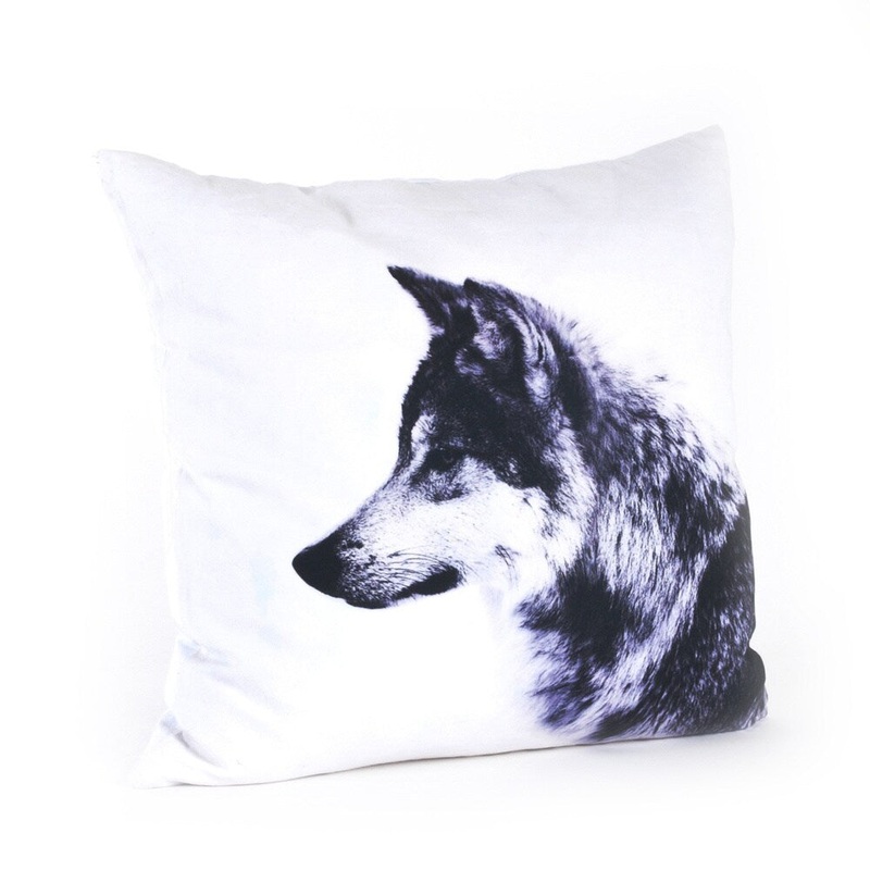 Wolf Design 20-inch Feather Filled Throw Pillow