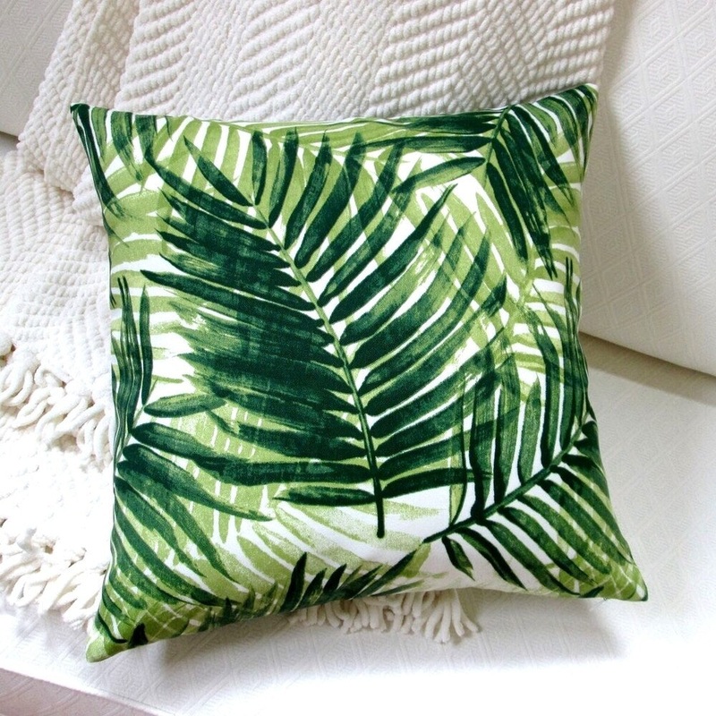 18-inch Indoor/Outdoor Tropical Island Hawaiian Beach House Bahamian Green Palm Leaves - Throw Pillow (Set of 2)