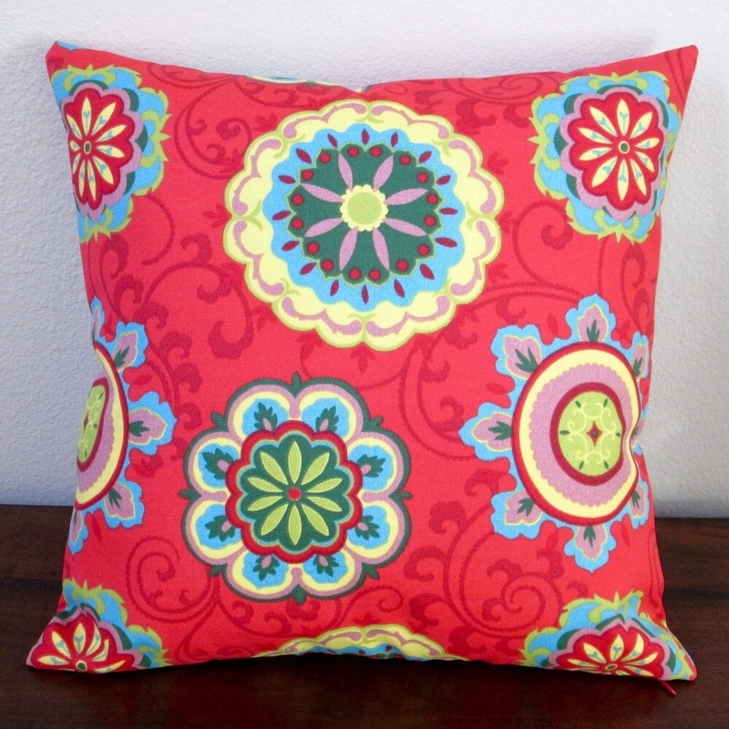 Artisan Pillows Red Geometric Circles 18-inch Decorative Outdoor Throw Pillows (Set of 2)