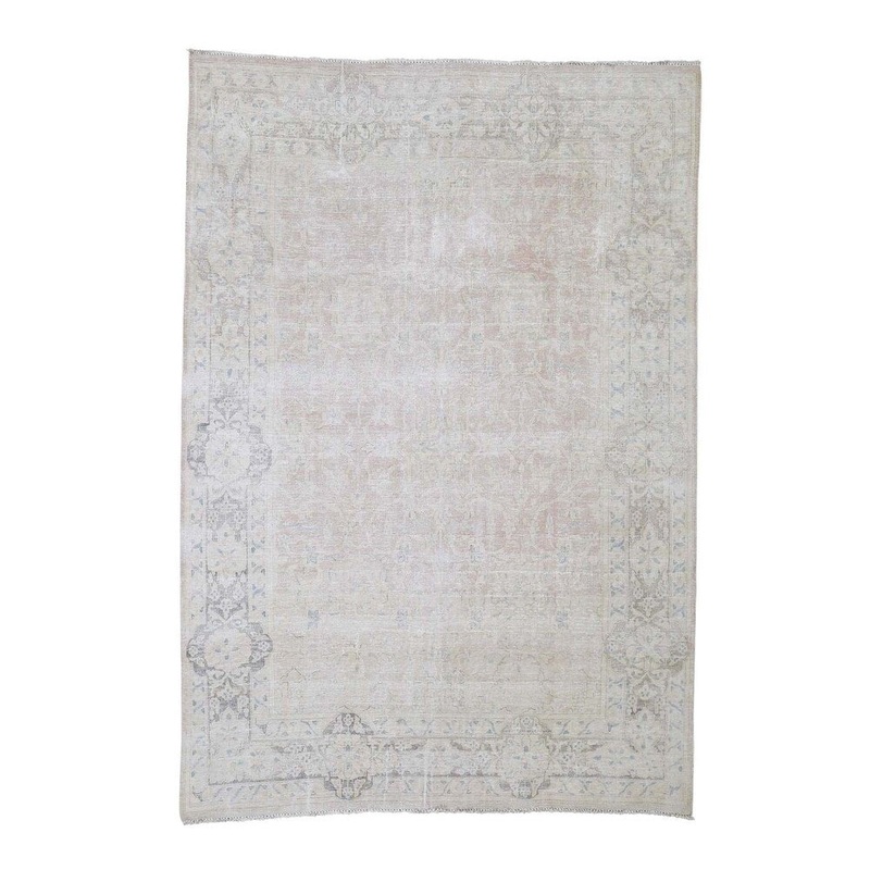 Shahbanu Rugs Hand-Knotted White Wash Vintage Kerman Worn Pile Oriental Rug (6'4" x 9'2") - 6'4" x 9'2"