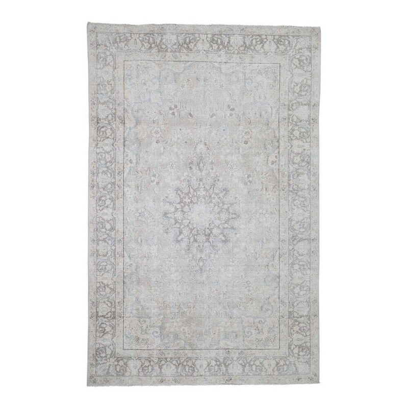 Shahbanu Rugs Hand-Knotted White Wash Vintage Kerman Worn Pile Oriental Rug (6'4" x 9'9") - 6'4" x 9'9"