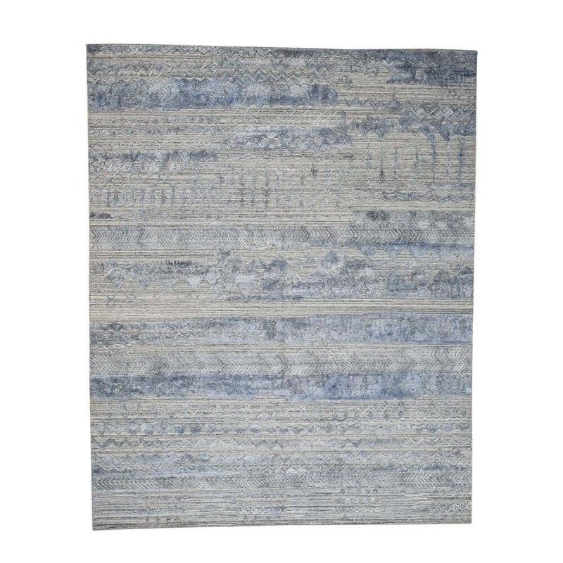 Shahbanu Rugs Hand-Woven Tone on Tone Wool and Silk Hi-Lo Pile Oriental Rug (8'2" x 10'3") - 8'2" x 10'3"