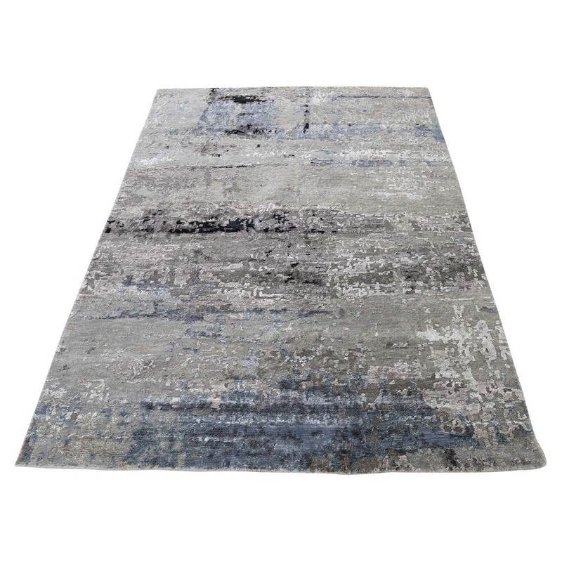 Shahbanu Rugs Hi-Low Pile Abstract Design Wool And Silk Hand-Knotted Oriental Rug (4'0" x 5'9") - 4'0" x 5'9"