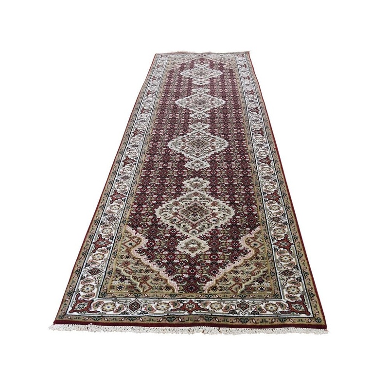 Shahbanu Rugs Red Tabriz Mahi Wool and Silk Hand-Knotted Oriental Runner Rug (2'7" x 10'0") - 2'7" x 10'0"