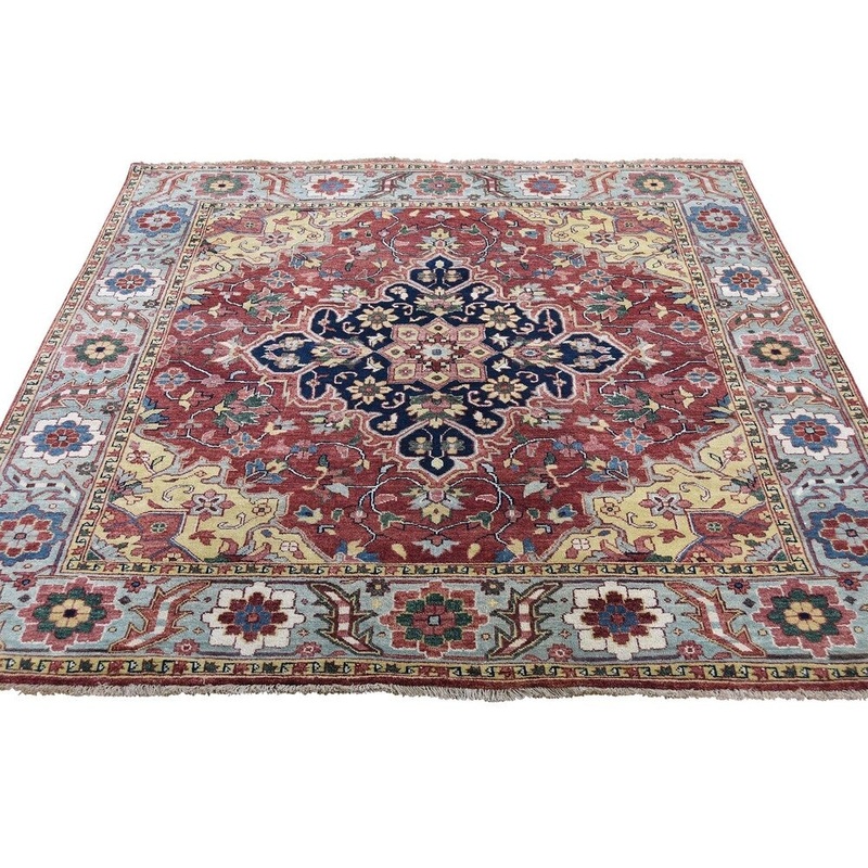 Shahbanu Rugs Antiqued Heriz Re-Creation Square Pure Wool Hand-Knotted Oriental Rug (5'2" x 5'2") - 5'2" x 5'2"