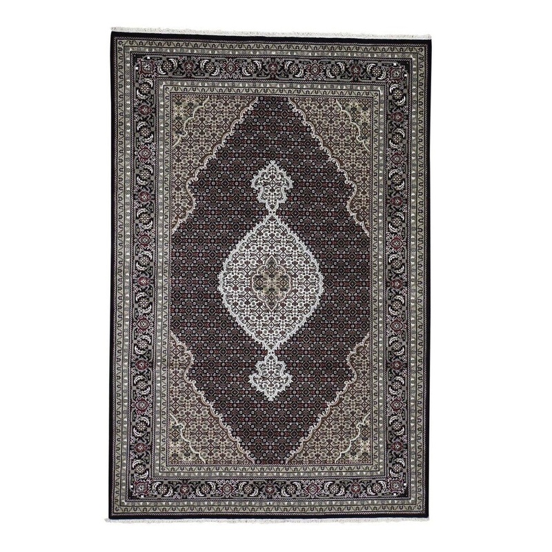 Shahbanu Rugs Wool And Silk Hand-Knotted Tabriz Mahi Oriental Rug (6'0" x 8'10") - 6'0" x 8'10"