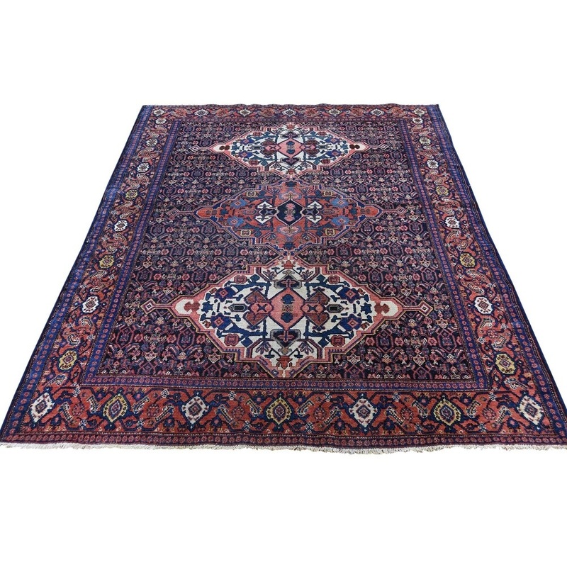 Shahbanu Rugs Antique Persian Senneh Exc Condition Pure Wool Hand-Knotted Rug (4'6" x 6'3") - 4'6" x 6'3"