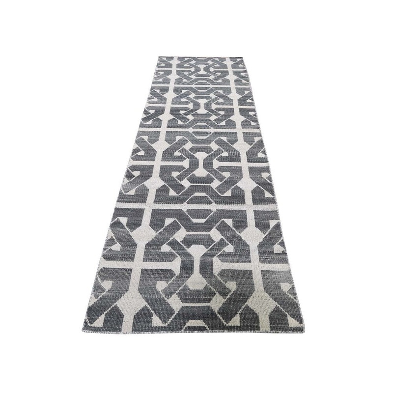 Shahbanu Rugs Hand Woven Flat Weave Pure Wool Reversible Kilim Runner Oriental Rug (2'7" x 8'0") - 2'7" x 8'0"