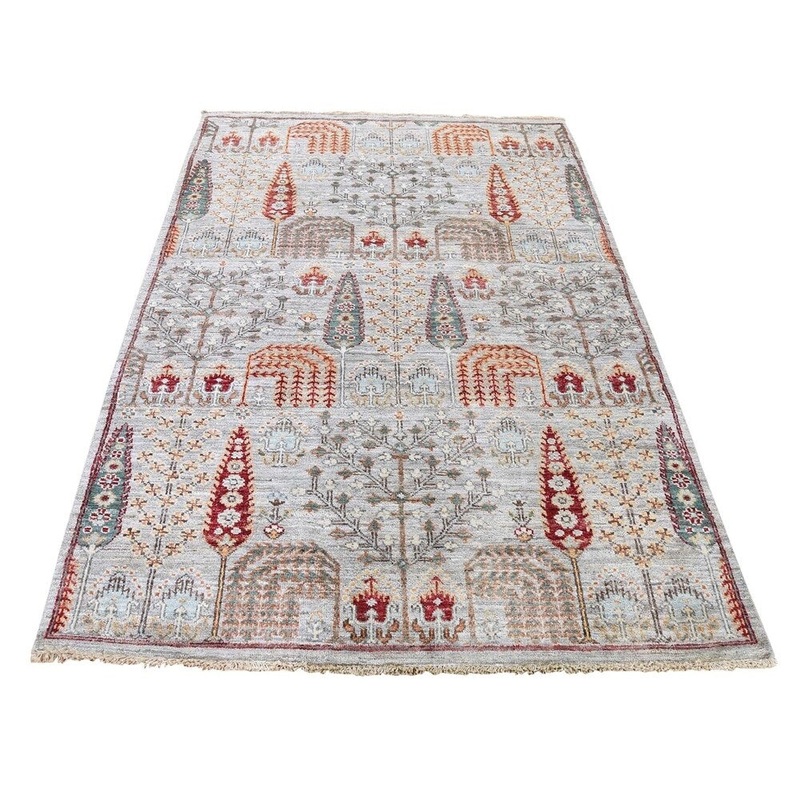 Shahbanu Rugs Peshawar Willow & Cypress Tree Design Hand-Knotted Oriental Rug (4'0" x 6'3") - 4'0" x 6'3"