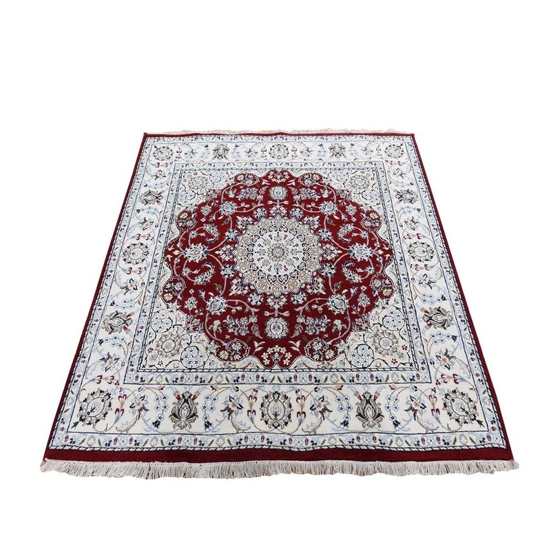 Shahbanu Rugs Red Square Nain Wool and Silk 250 KPSI Hand Knotted Oriental Rug (6'0" x 6'0") - 6'0" x 6'0"