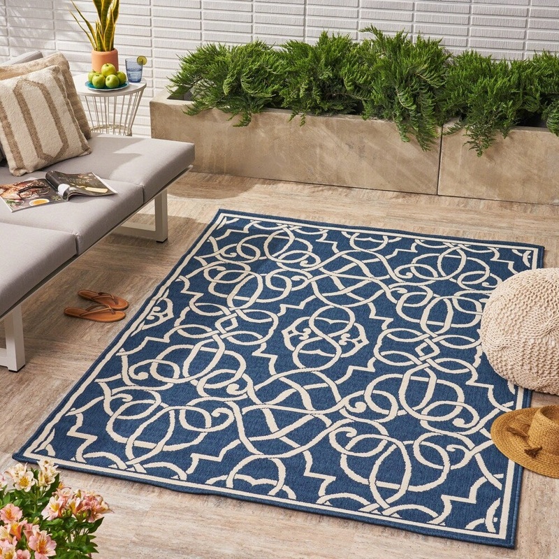 Belmont Indoor/ Outdoor Geometric 5 x 8 / 8 x 11 Area Rug by Christopher Knight Home