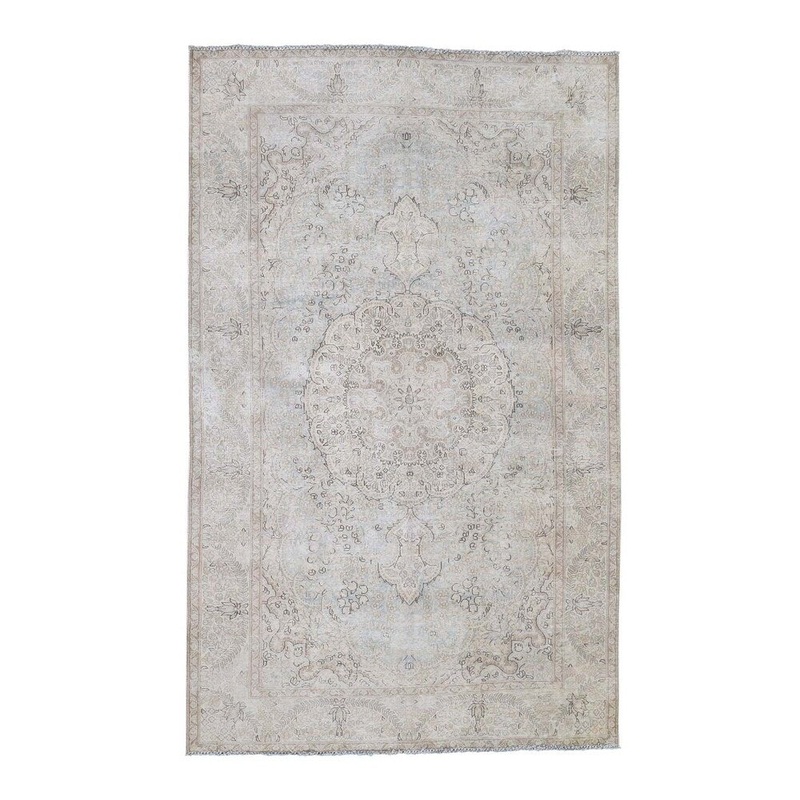 Shahbanu Rugs Hand-Knotted White Wash Vintage Kerman Sheared Low Oriental Rug (4'10" x 7'9") - 4'10" x 7'9"