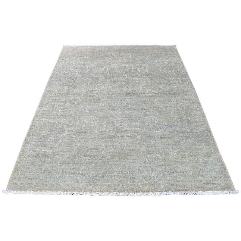 Shahbanu Rugs Light Green Overdyed Peshawar Pure Wool Hand Knotted Oriental Rug (4'1" x 6'0") - 4'1" x 6'0"