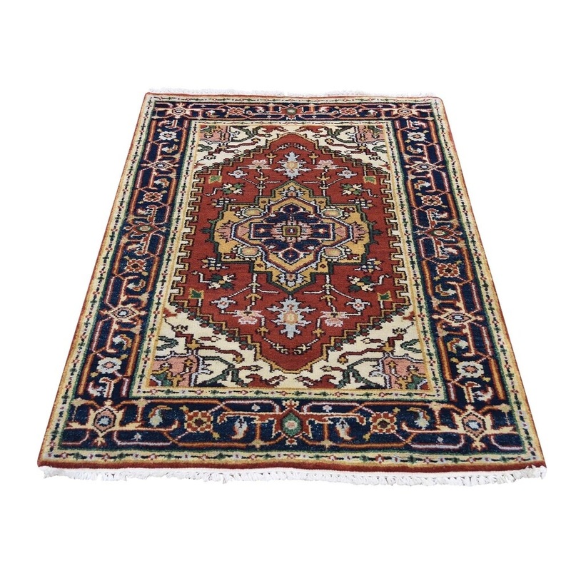 Shahbanu Rugs Red Serapi Heriz Geometric Pure wool Hand-Knotted Oriental Rug (3'0" x 4'10") - 3'0" x 4'10"