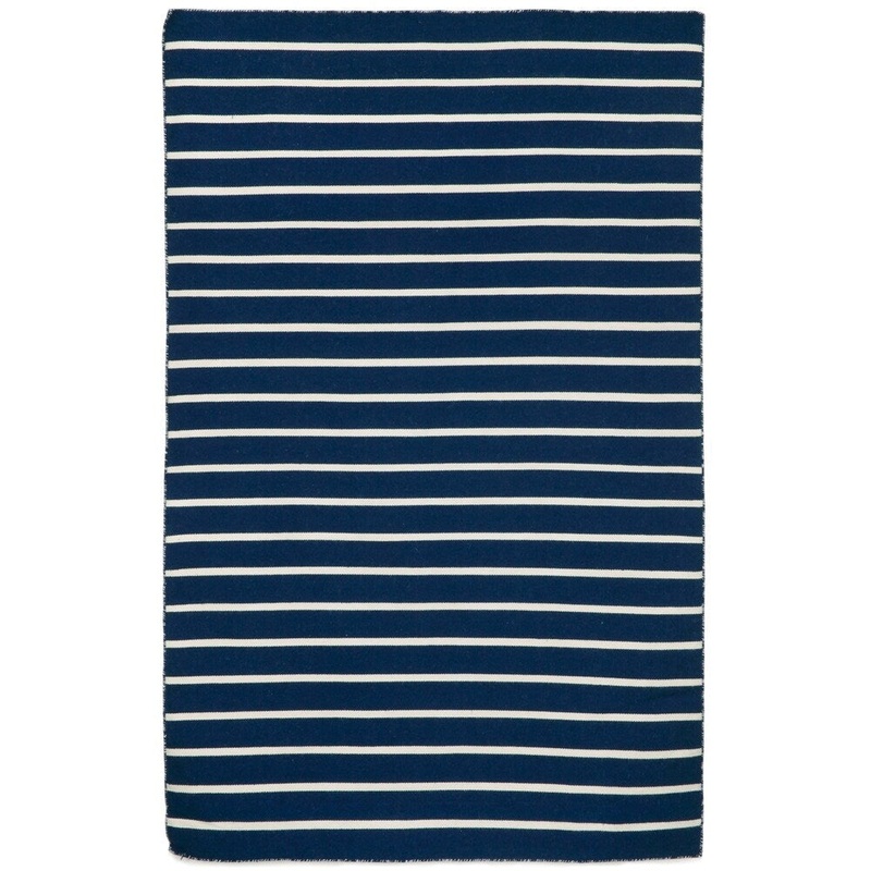 Tailored Outdoor Rug (7'6 x 9'6)