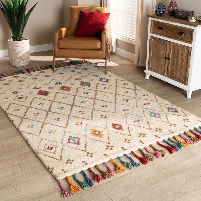 Cremono Modern and Contemporary Hand-Tufted Wool Area Rug - 5' x 8'/Surplus